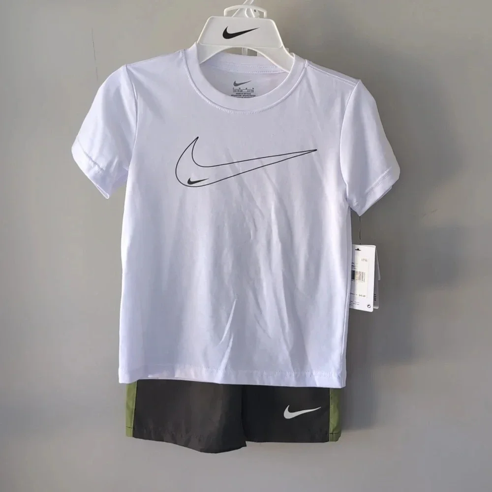 Nike Boys 2 PC Cargo Khaki Top And Shorts